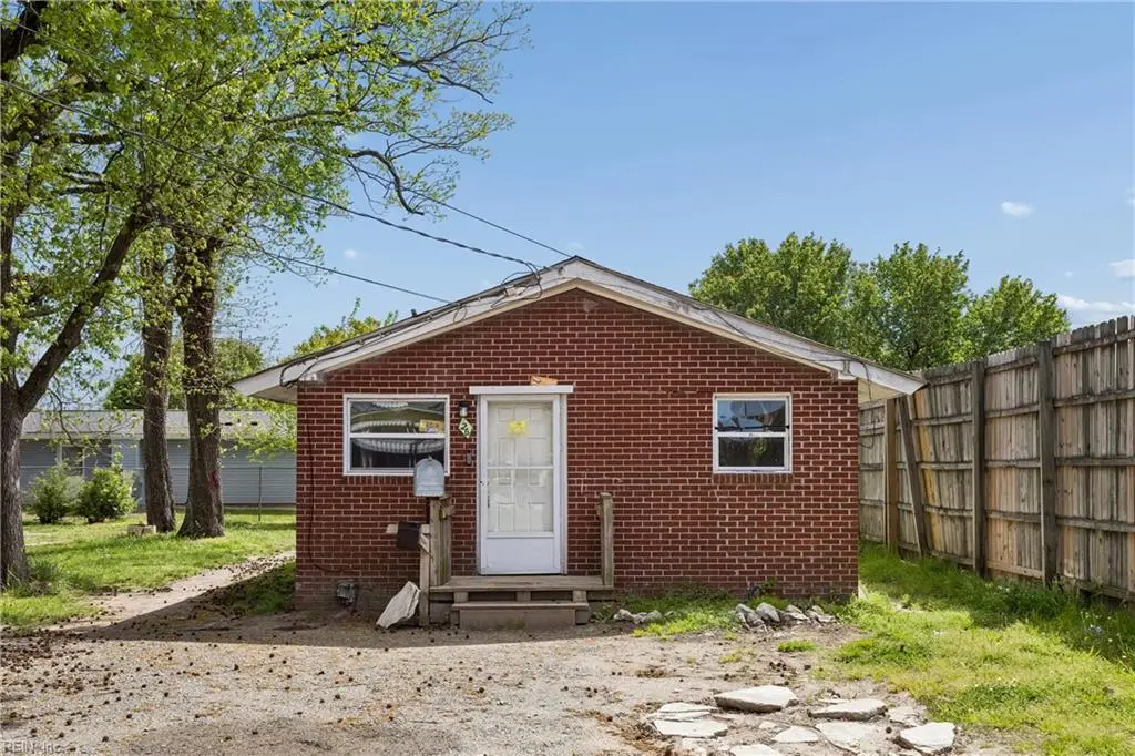 26 Bernard Avenue, Hampton, VA 23669 - #1
