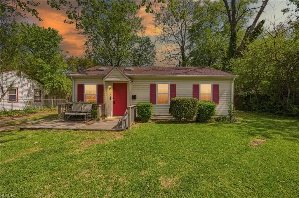 135 Peachtree Lane, Hampton, VA 23669 - #1