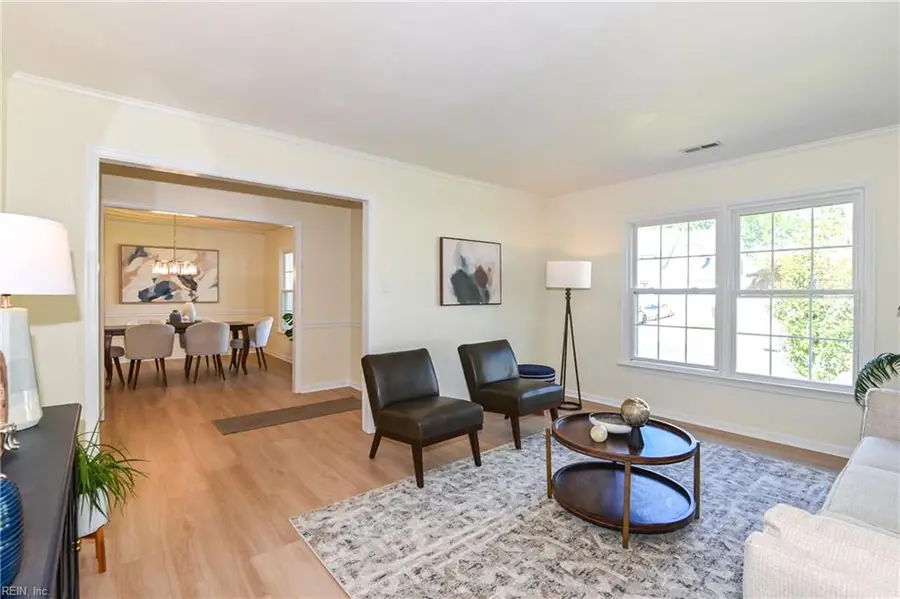 1052 Heatherwood Drive, Virginia Beach, VA 23455 - #2