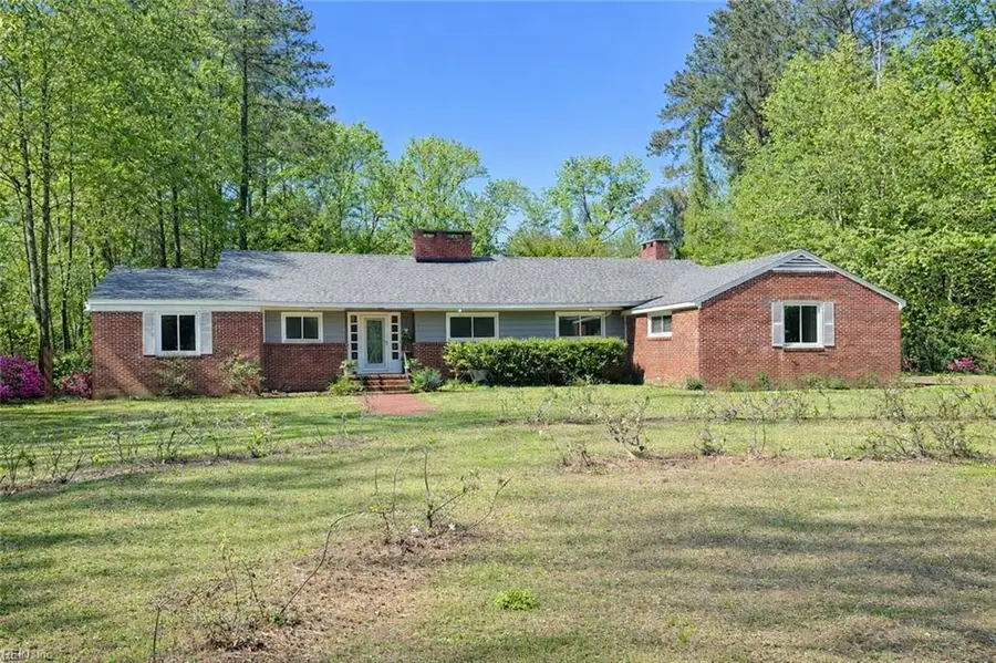 201 Robinhood Road, Franklin, VA 23851 - #2