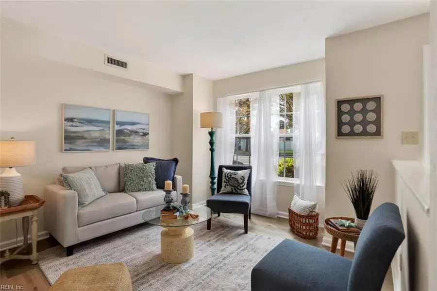 883 24th Street, Virginia Beach, VA 23451 - #3