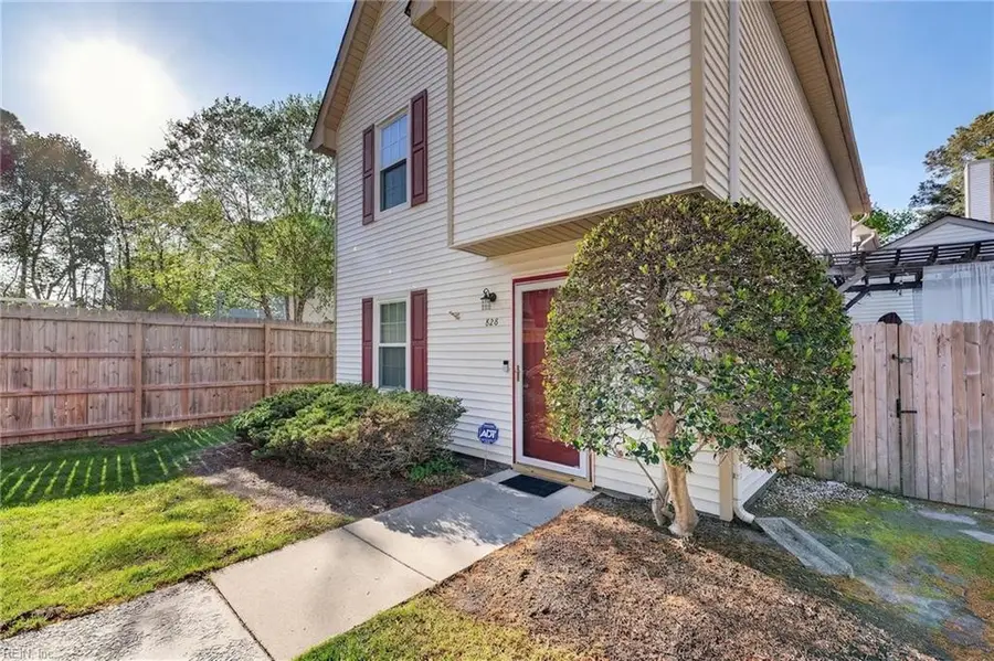 828 Gas Light Lane, Virginia Beach, VA 23462 - #3