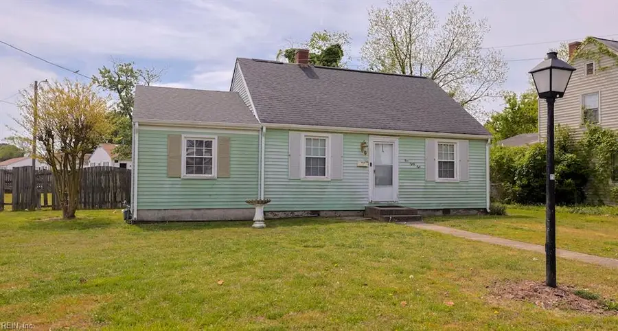 988 15th Street, Newport News, VA 23607 - #2