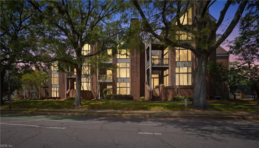 696 Mowbray Arch #930, Norfolk, VA 23507 - #3