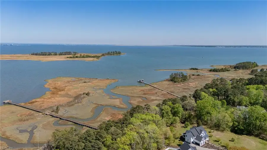 107 Colonial Way, Carrollton, VA 23314 - #3