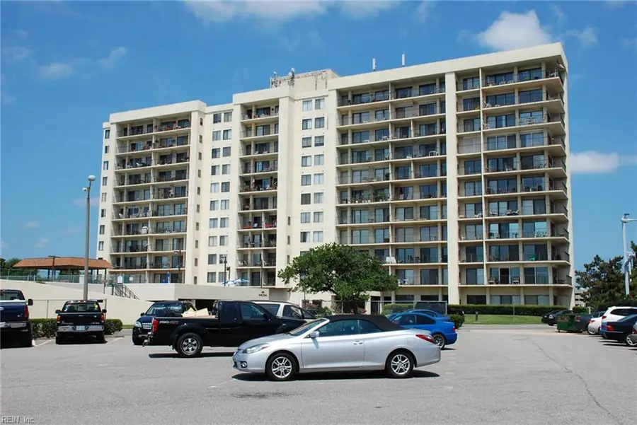 500 Pacific Avenue #211, Virginia Beach, VA 23451 - #2