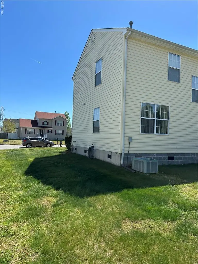 811 Resource Drive, Suffolk, VA 23434 - #3