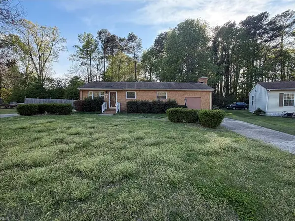 107 Carver Place, Yorktown, VA 23692