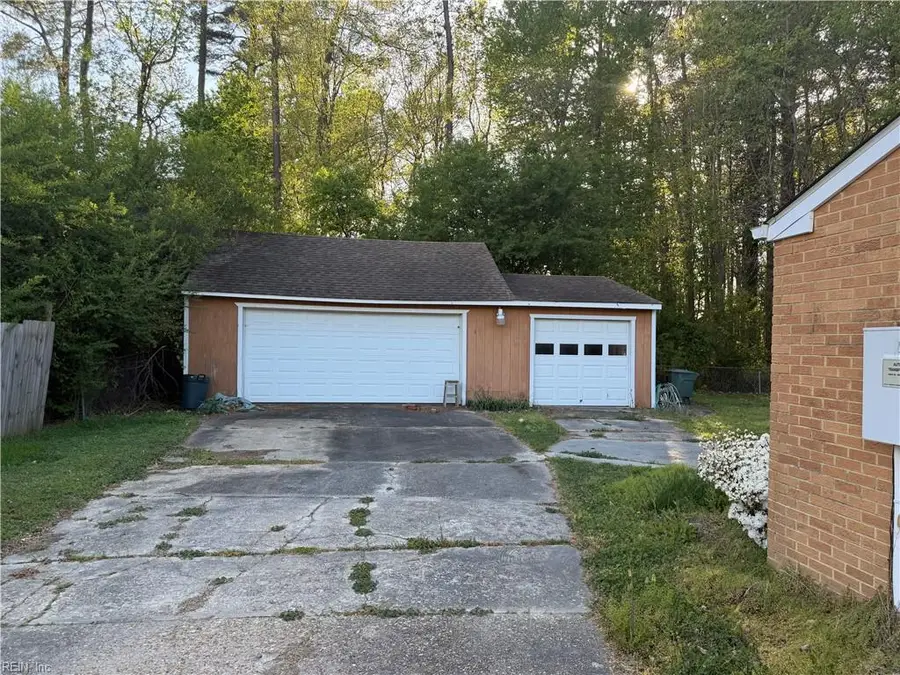 107 Carver Place, Yorktown, VA 23692 - #3