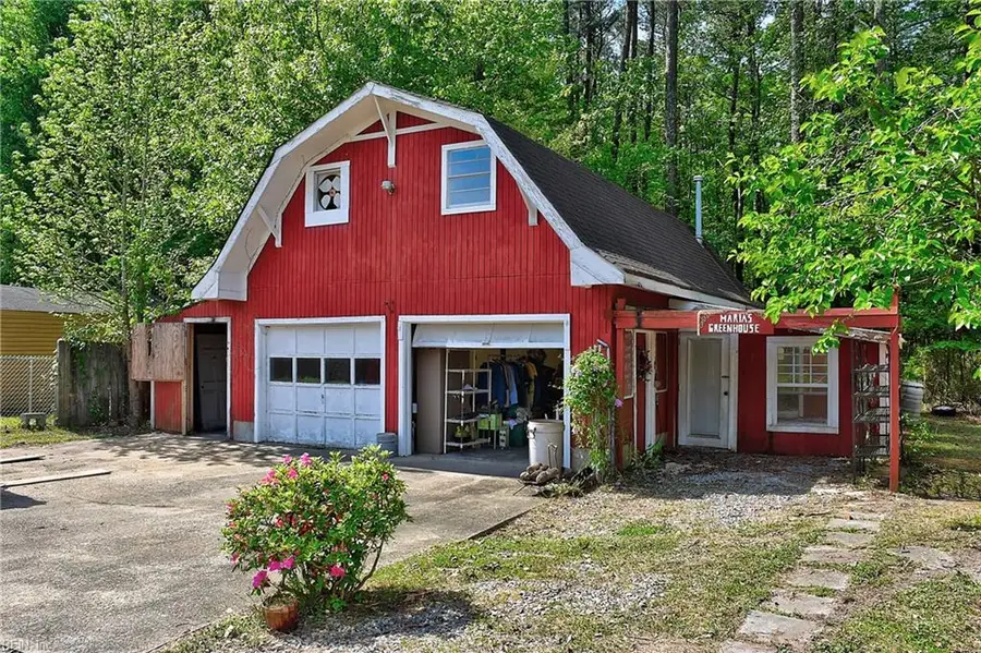 604 Fife St, Chesapeake, VA 23321 - #2