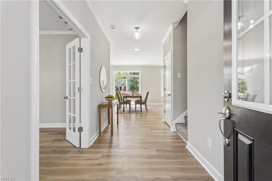 1215 Victory Boulevard, Yorktown, VA 23693 - #3