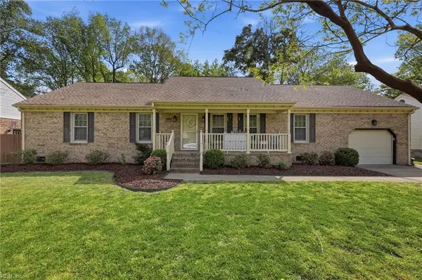 608 Ravenstone Drive, Chesapeake, VA 23322