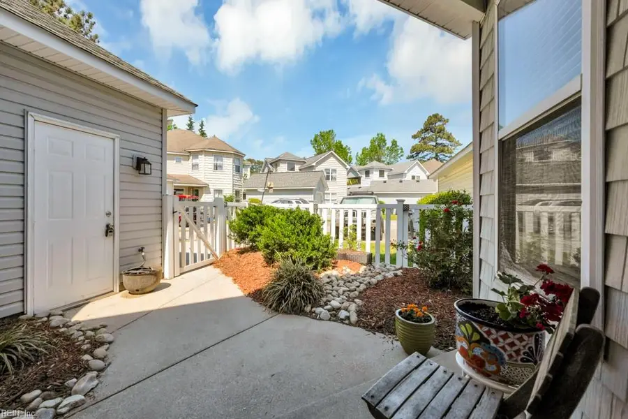 2400 Courtyard Lane, Virginia Beach, VA 23455 - #3