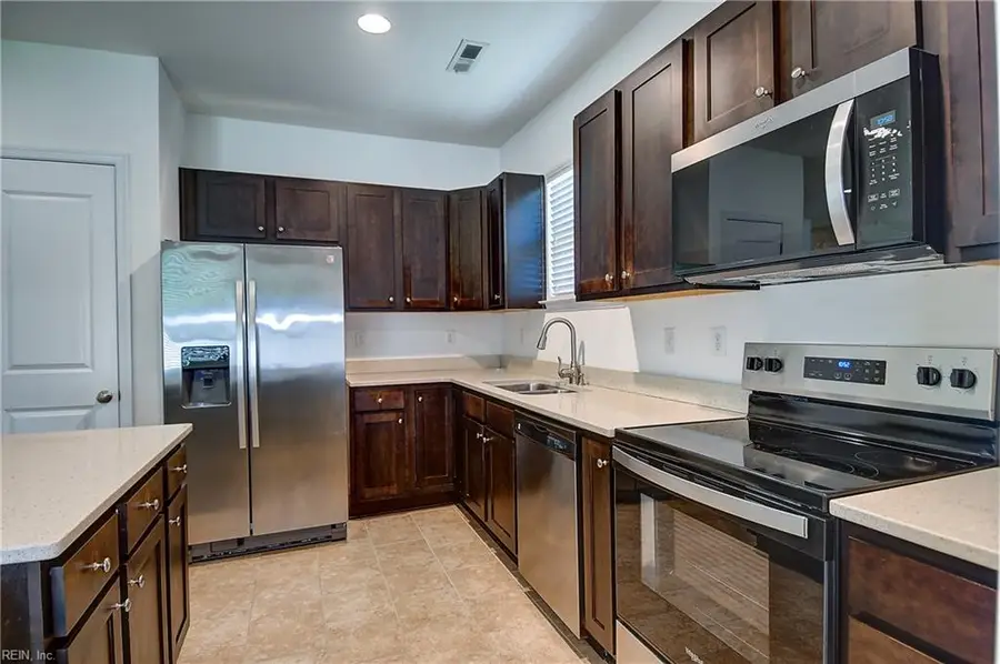 1121 Kinderly Lane, Chesapeake, VA 23320 - #3