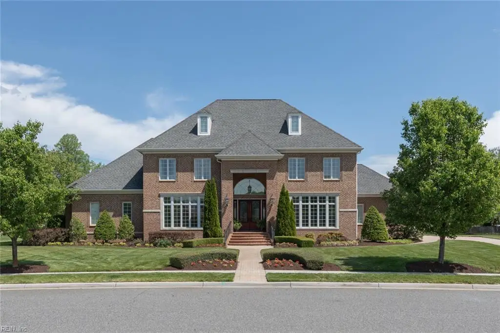 334 Scone Castle Loop, Chesapeake, VA 23322 - #1
