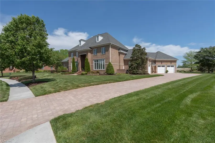 334 Scone Castle Loop, Chesapeake, VA 23322 - #2