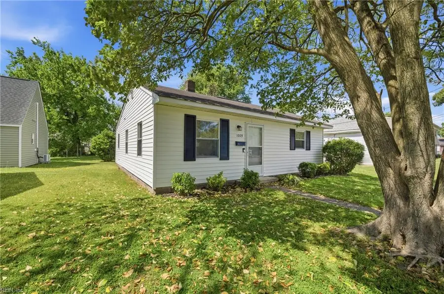 1009 Rowe Street, Hampton, VA 23669 - #2