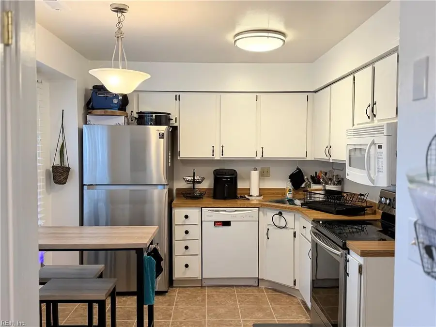 2010 Fawnwood Common, Chesapeake, VA 23320 - #2