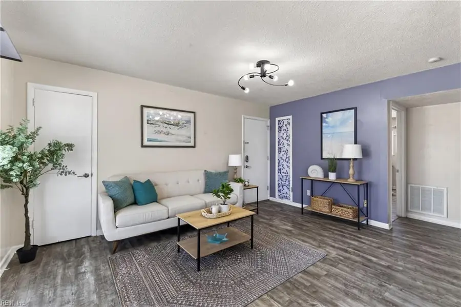 828 E Ocean View Avenue #4, Norfolk, VA 23503 - #2