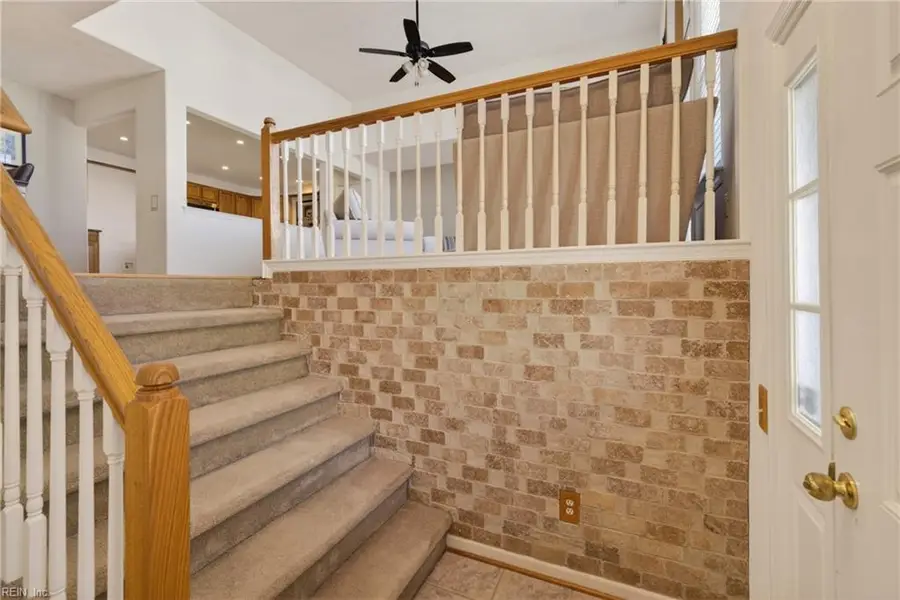 815 Mission Avenue, Virginia Beach, VA 23462 - #2