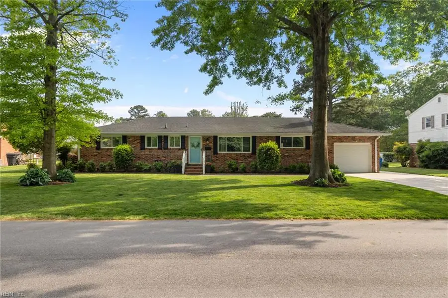 2333 Dodd Drive, Virginia Beach, VA 23454 - #2