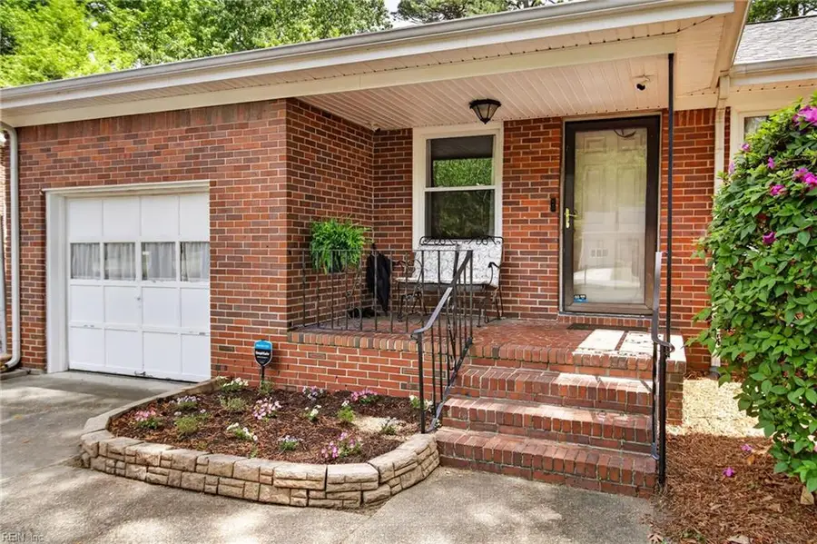 133 Mann Drive, Chesapeake, VA 23322 - #2