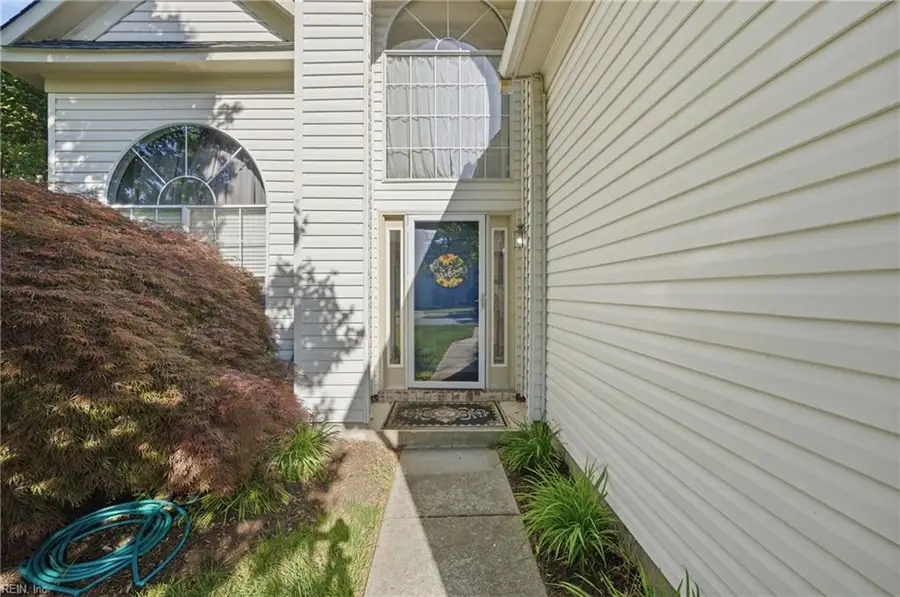 2572 Seven Kings Road, Virginia Beach, VA 23456 - #2