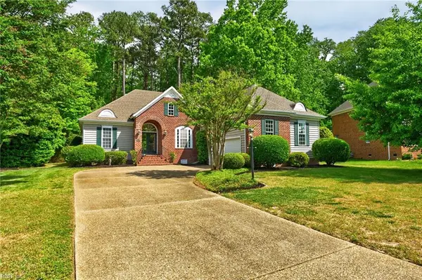 20716 Creekside Drive, Smithfield, VA 23430