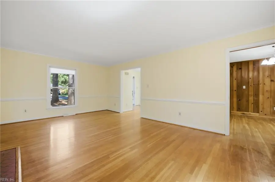 34 Laurel Wood Road, Newport News, VA 23602 - #3