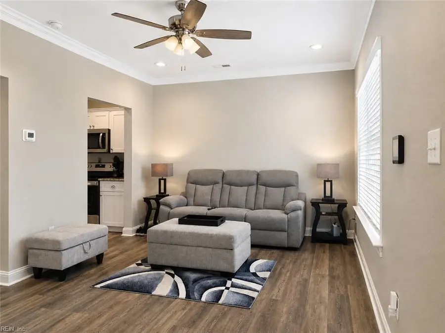 110 N 11th Street, Suffolk, VA 23434 - #2