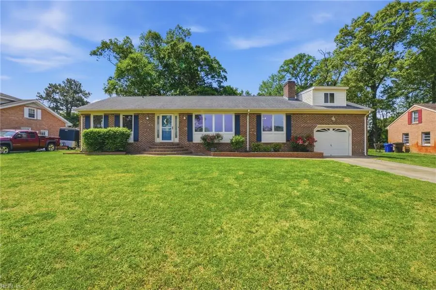 180 Yorkshire Road, Portsmouth, VA 23701 - #2