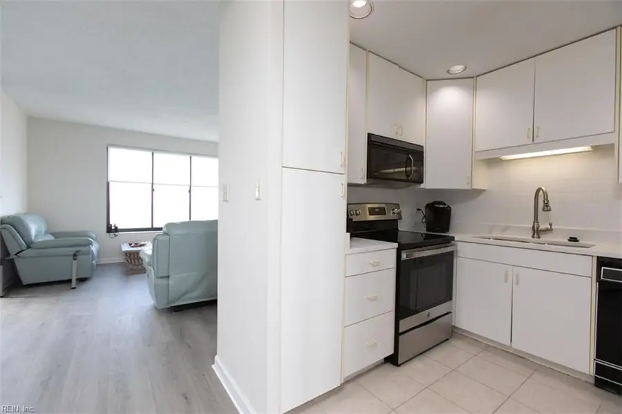 7501 River Road #17C, Newport News, VA 23607 - #3