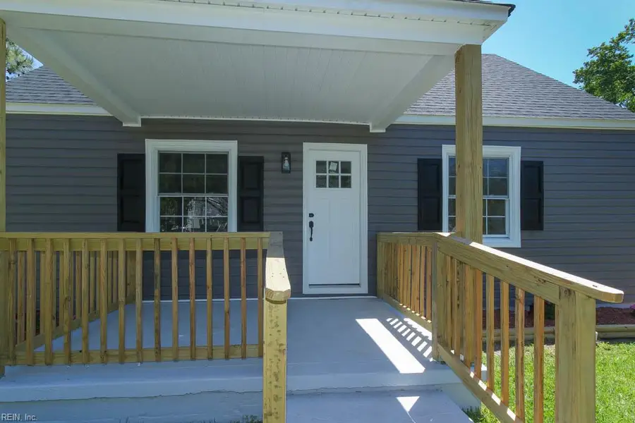 423 Fresh Meadow Road, Norfolk, VA 23503 - #2