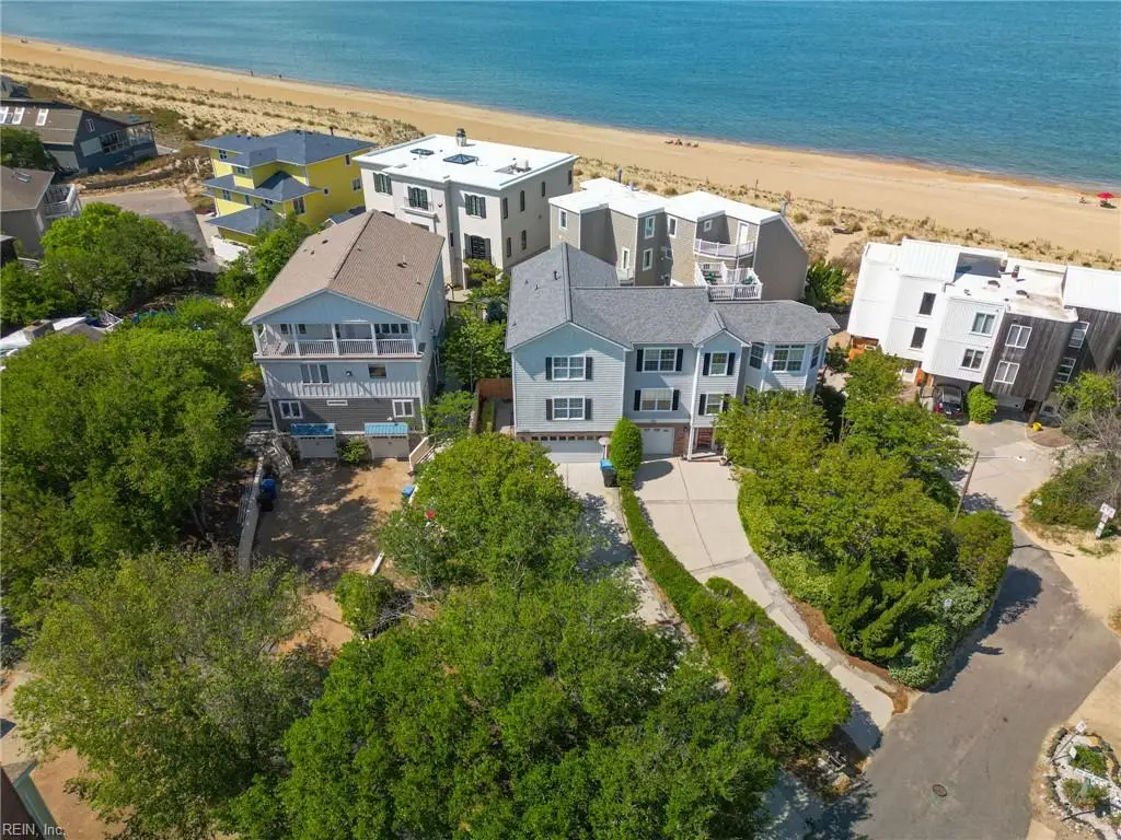 3745 Dupont Circle, Virginia Beach, VA 23455 - #1