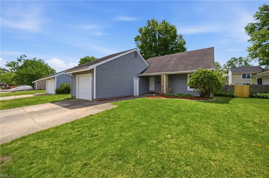 3421 Daffodil Crescent, Virginia Beach, VA 23453 - #2