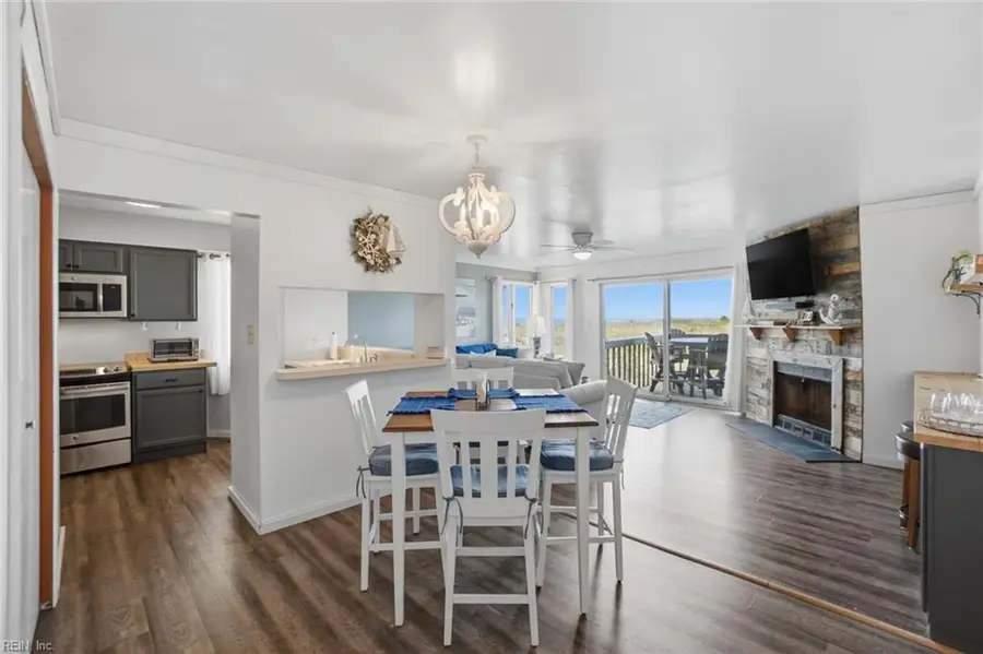 1912 E Ocean View Avenue #A, Norfolk, VA 23503 - #2