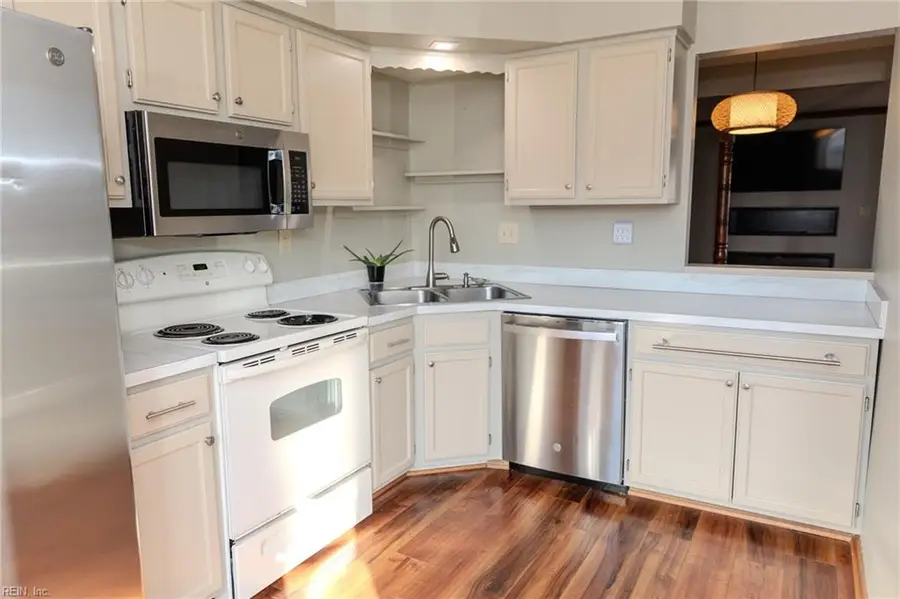 808 Federal Court, Virginia Beach, VA 23462 - #3