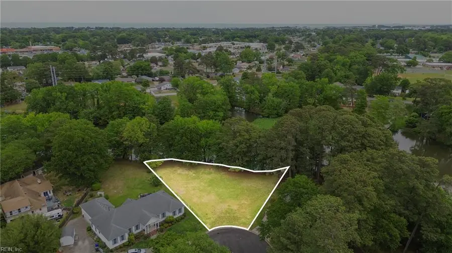 2035 Foxs Lair Trail, Norfolk, VA 23518 - #2