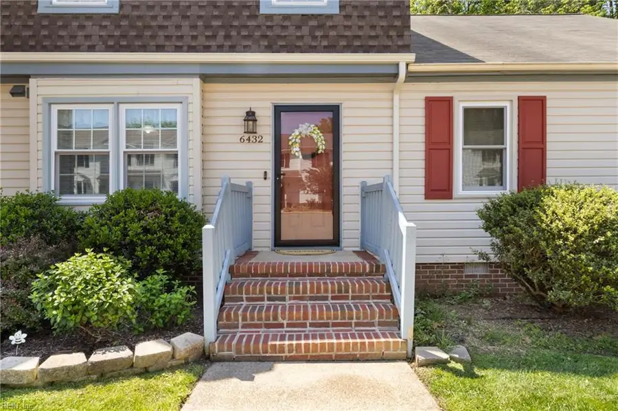 6432 Village Woods Court, Gloucester, VA 23061 - #2