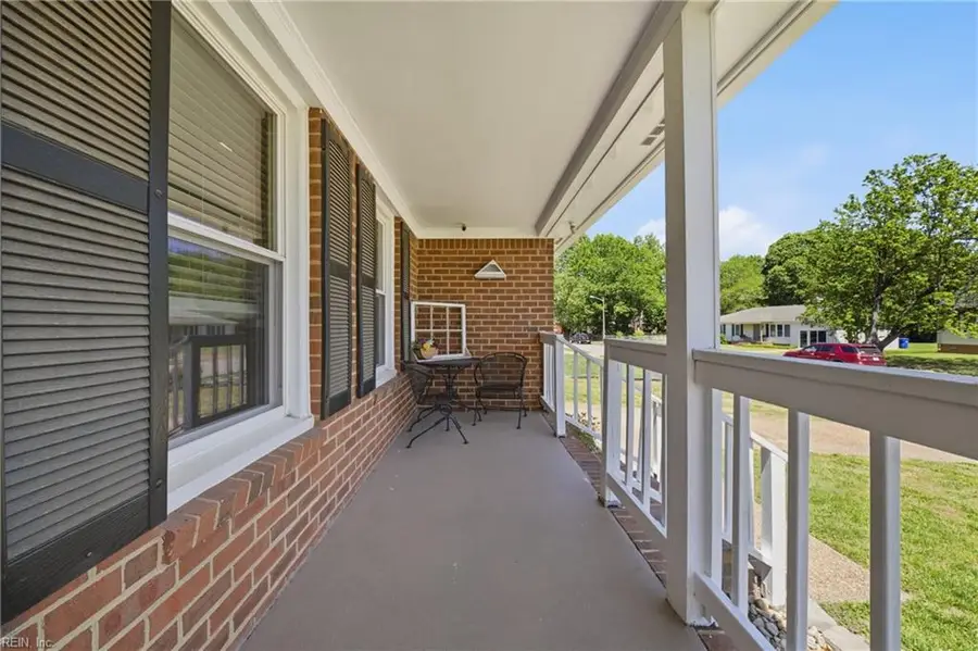 3904 Forresthills Drive, Portsmouth, VA 23703 - #3