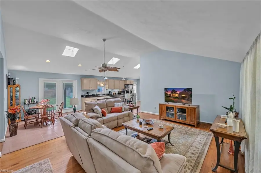 1253 Kingsway Drive, Chesapeake, VA 23320 - #3