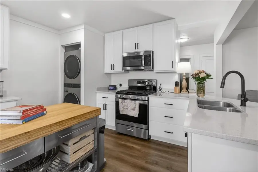 336 E Randall Avenue, Norfolk, VA 23503 - #3