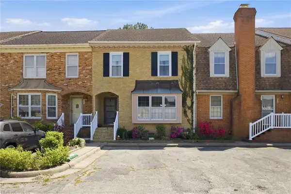 654 Lord Dunmore Drive, Virginia Beach, VA 23464