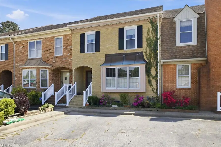 654 Lord Dunmore Drive, Virginia Beach, VA 23464 - #2