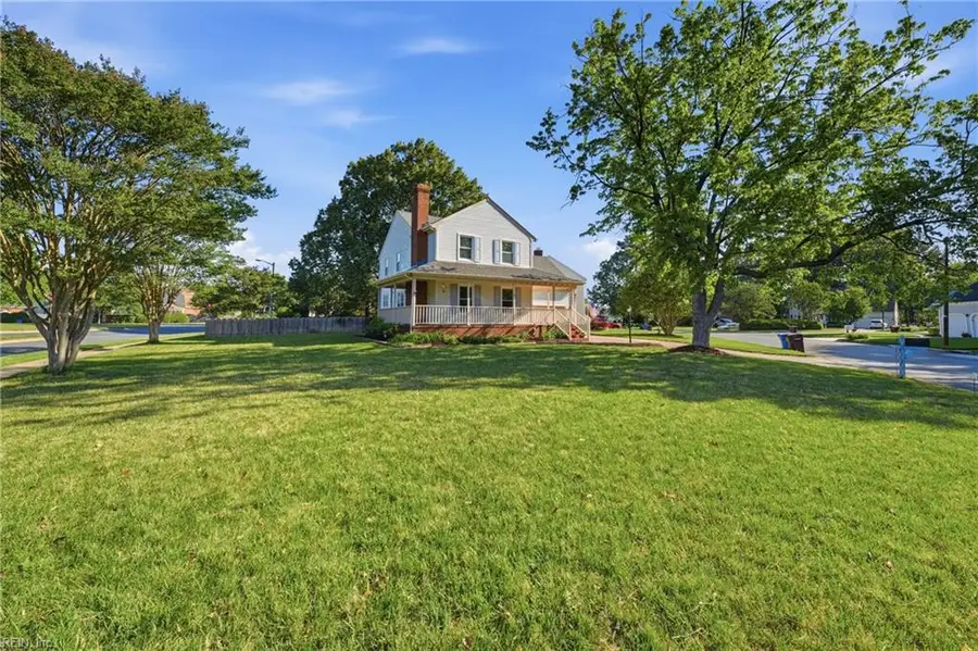 301 Barcelona Drive, Chesapeake, VA 23322 - #2