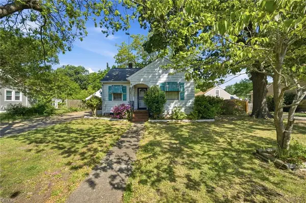 621 Temple Lane, Newport News, VA 23605