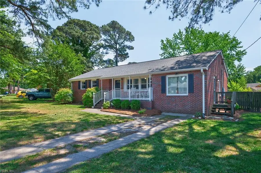 901 Melvin Drive, Portsmouth, VA 23701 - #2