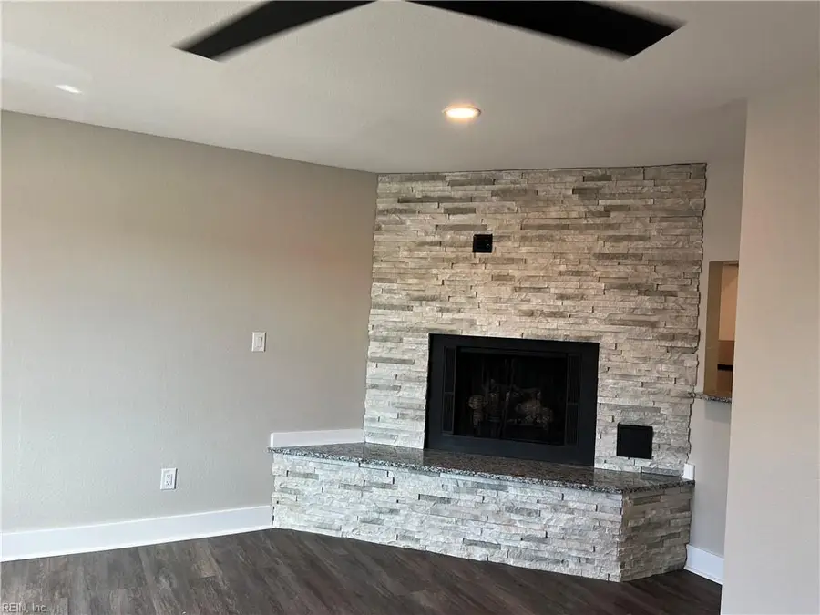 1262 W Ocean View Avenue #1, Norfolk, VA 23503 - #3