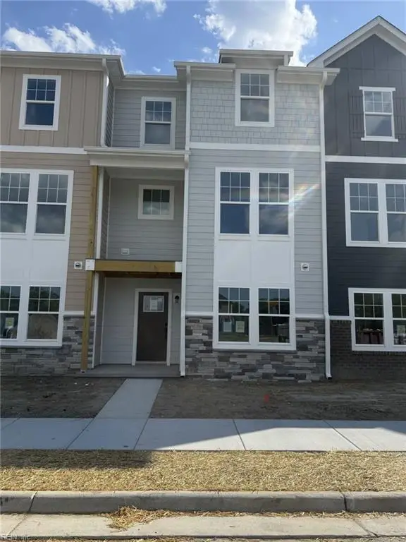 1072 Mesa Loop, Chesapeake, VA 23320