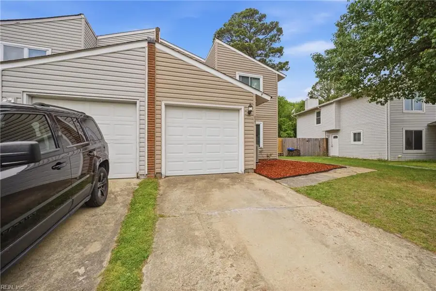 621 Folkstone Way, Virginia Beach, VA 23462 - #3